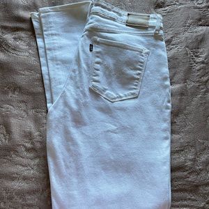 Levis White High Rise Skinny